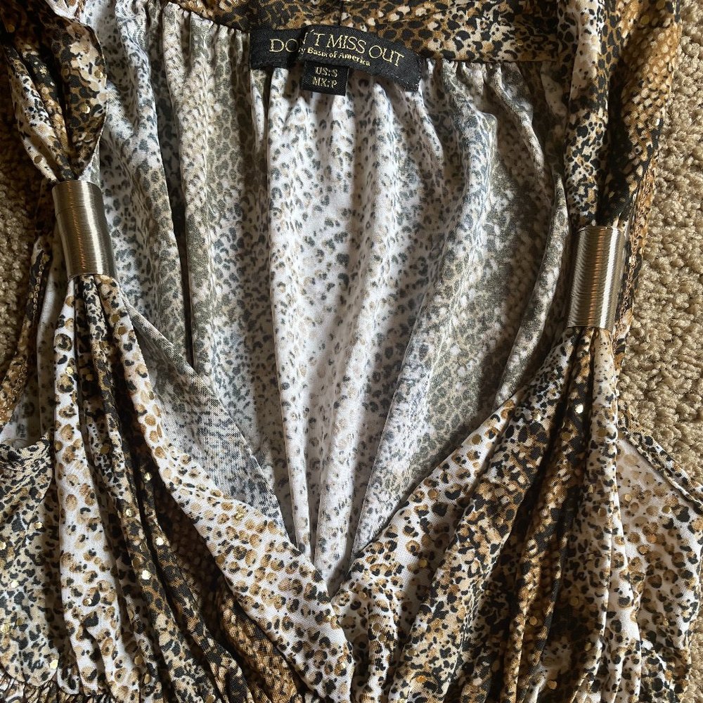 DON'T MISS OUT BASIX OF AMERICA DRESS - SIZE SMALL